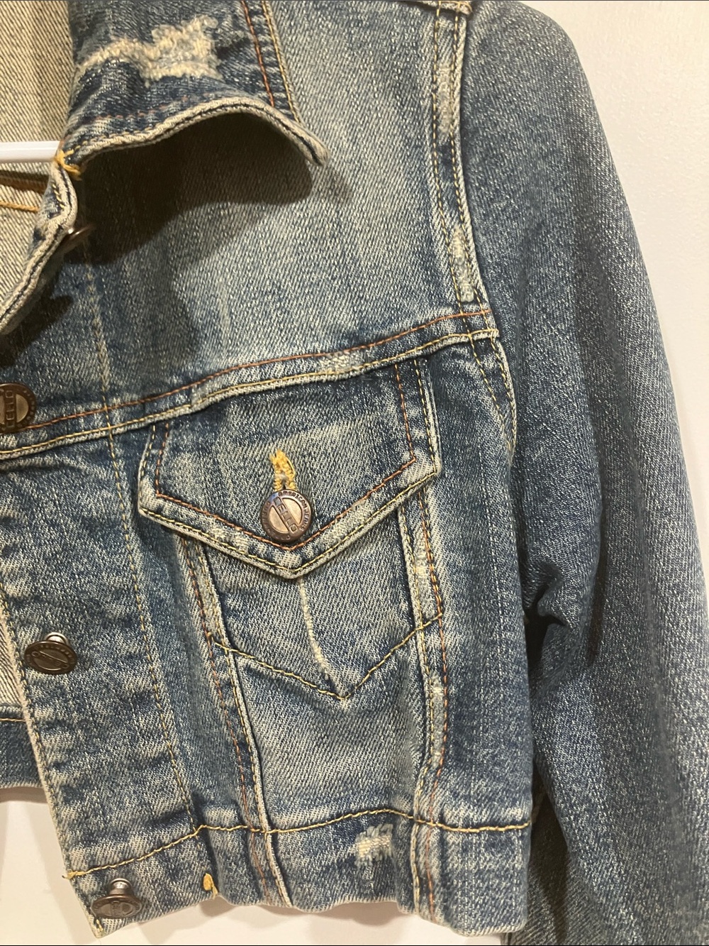 Cello Women’s Cropped Denim Jacket Small Blue Jean Jacket Casual Layering Piece - Picture 5 of 8